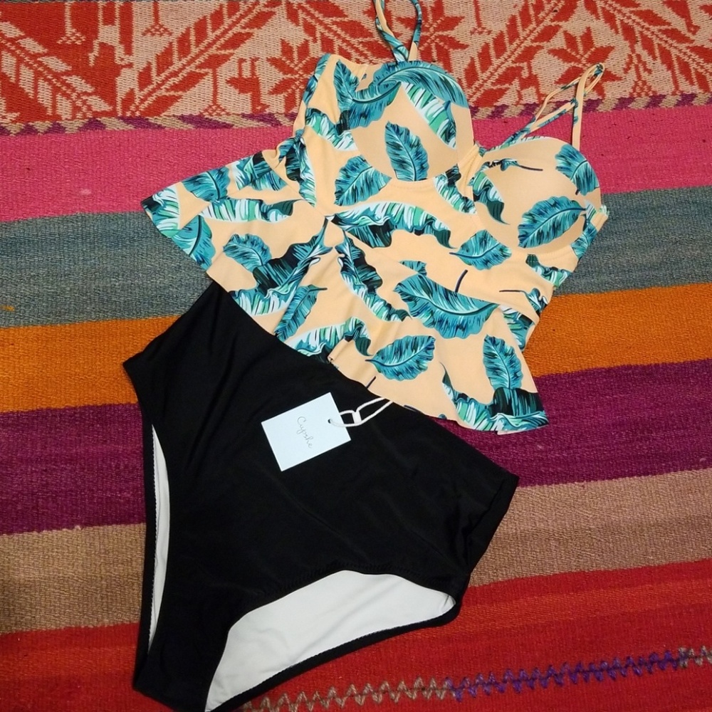 🌴NWT🌴CUPSHE CUTE BATHING SUIT